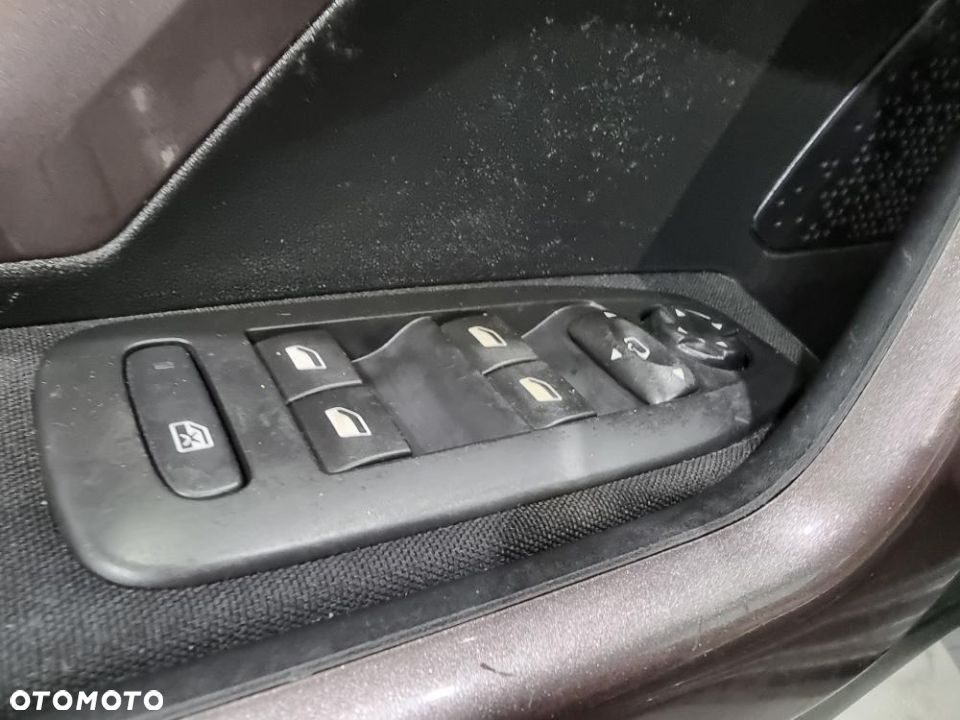 Peugeot 2008 - 16