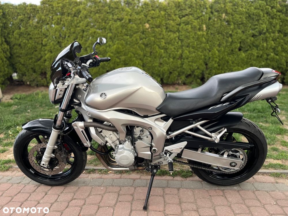 Yamaha FZ6 - 9