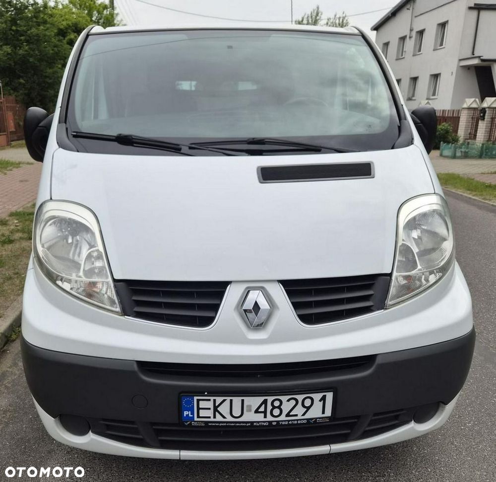 Renault Trafic - 16