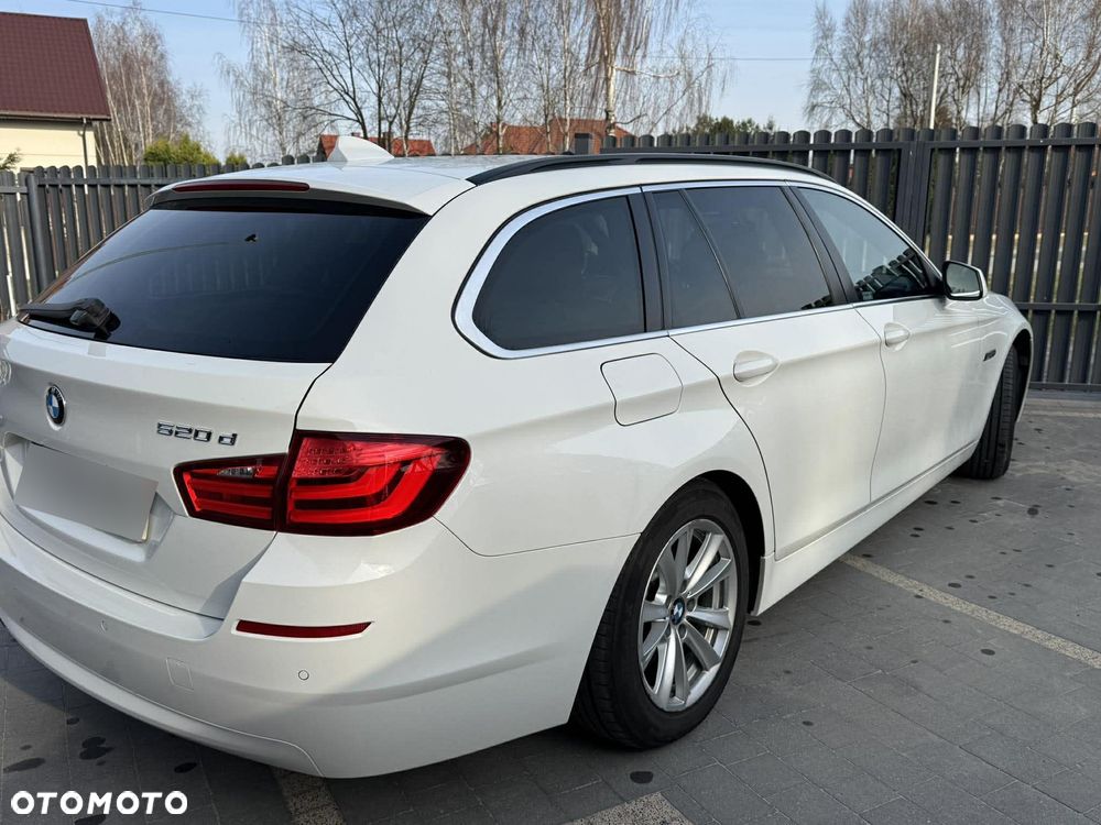 BMW Seria 5 520d - 4