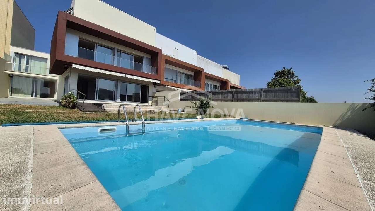 Excelente Moradia V5 com piscina em Valadares - Grande imagem: 2/37