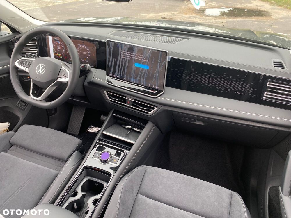 Volkswagen Tiguan - 13