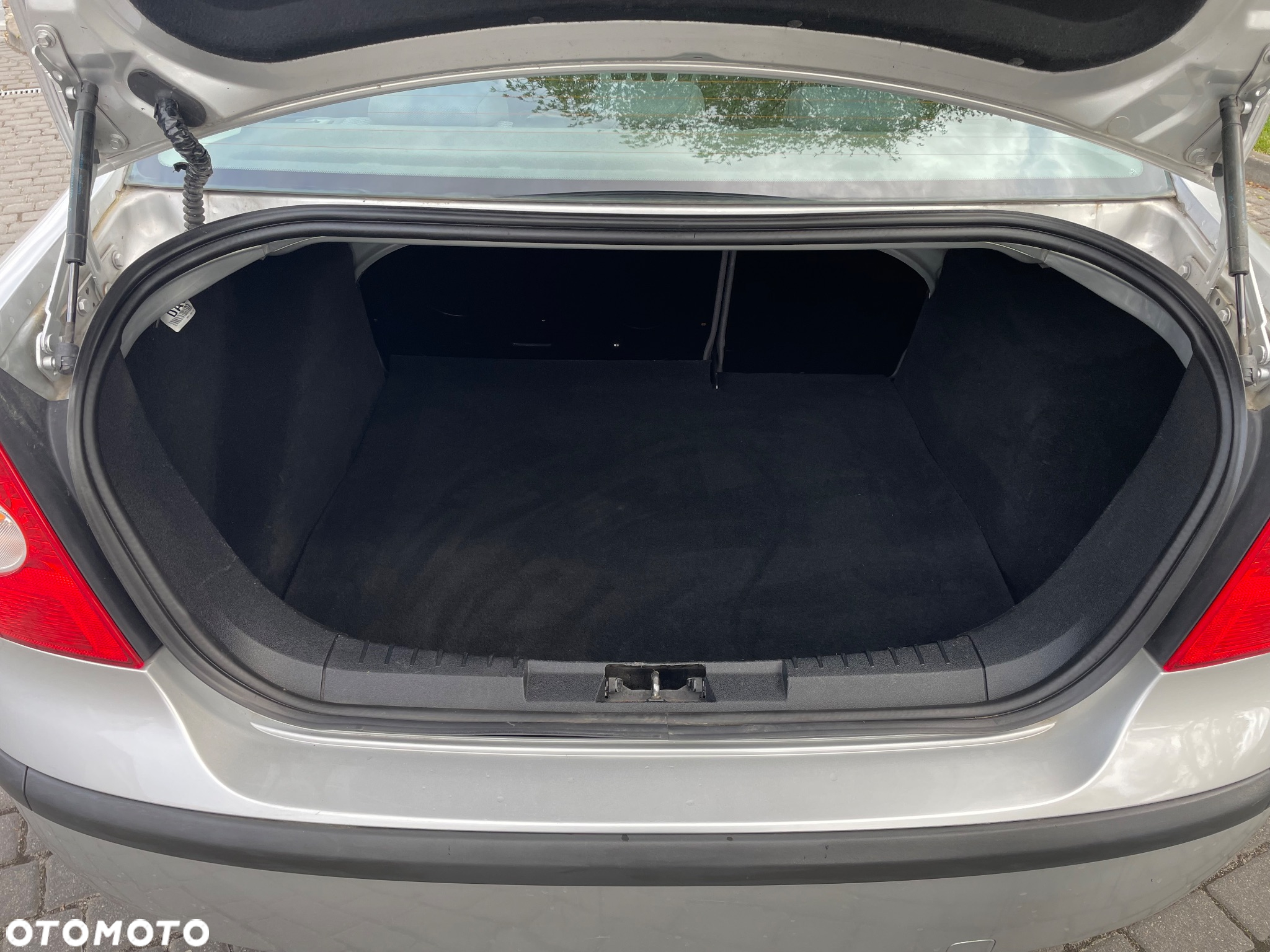 Ford Focus 1.4 Ambiente - 17