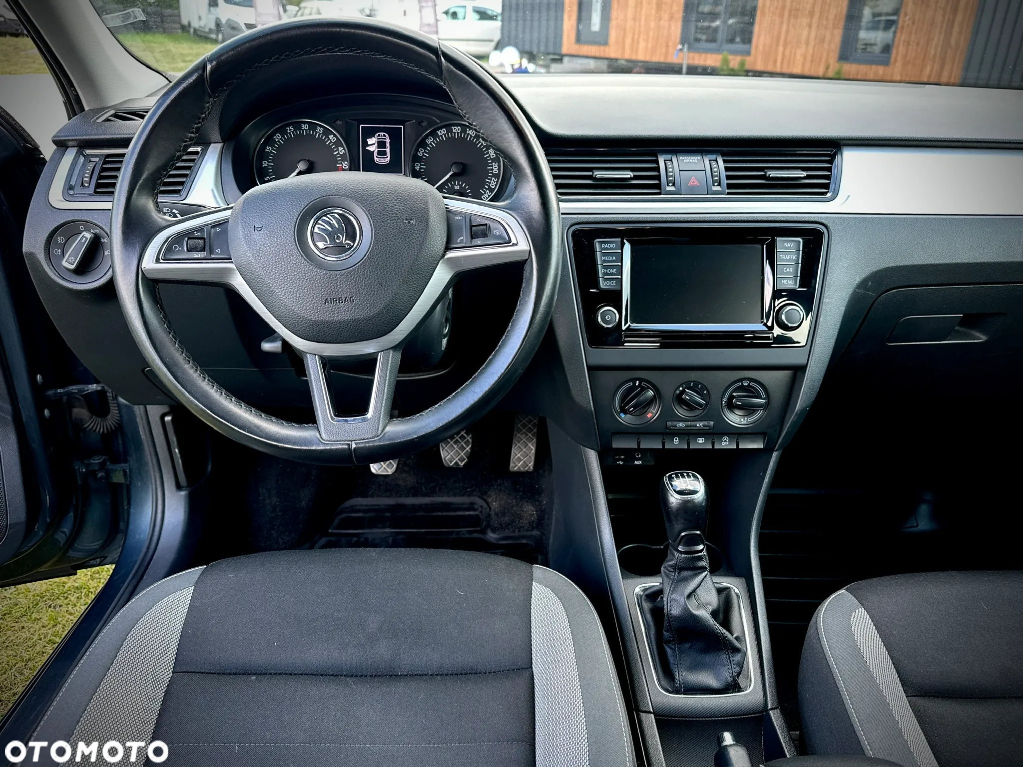 Skoda RAPID 1.4 TDI DPF Style - 27