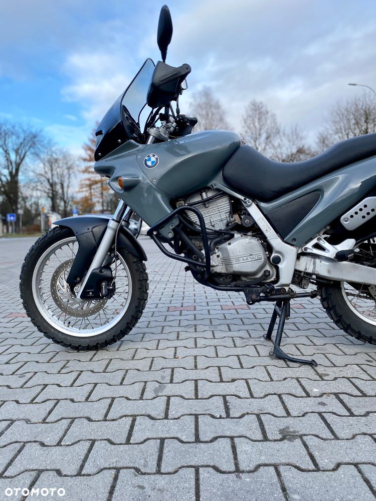 BMW F - 11