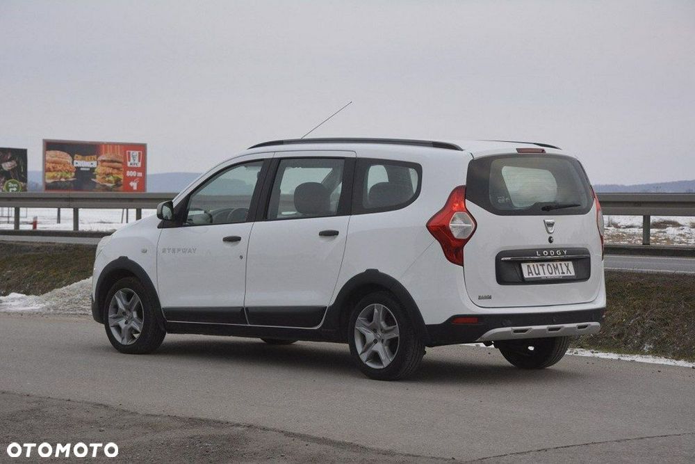 Dacia Lodgy 1.2 TCe Stepway - 5