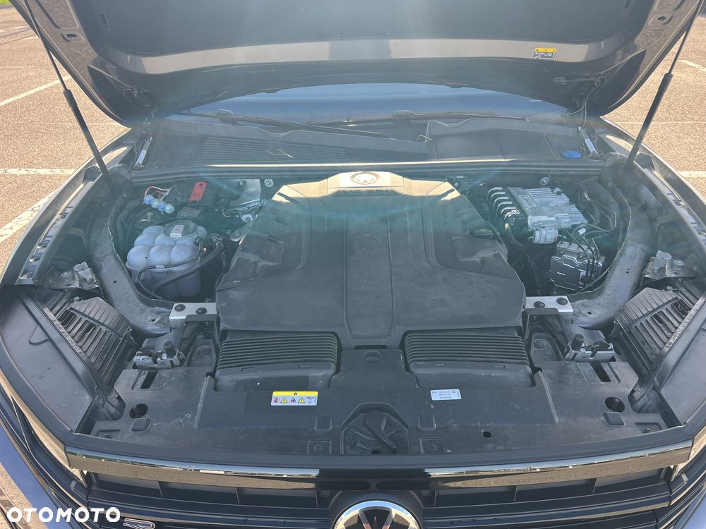 Volkswagen Touareg 3.0 V6 TDI 4Motion R-Line - 21