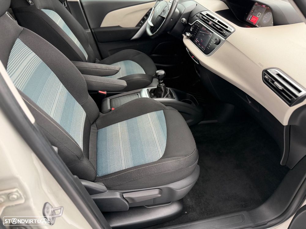 Citroën C4 Grand Picasso - 31