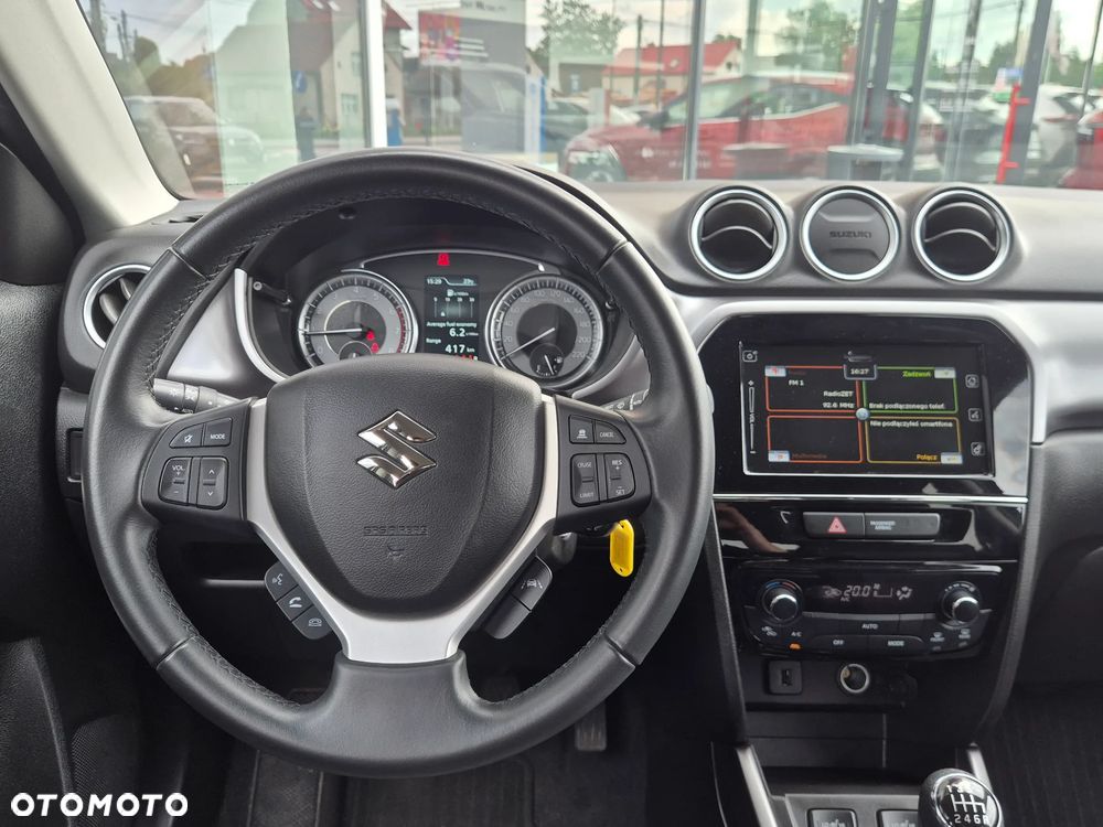 Suzuki Vitara 1.4 Boosterjet SHVS Premium 2WD - 10