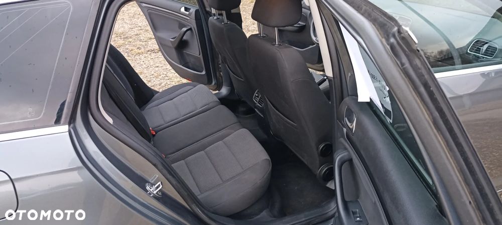 Volkswagen Golf 1.6 TDI DPF BlueMotion Technology Comfortline - 11