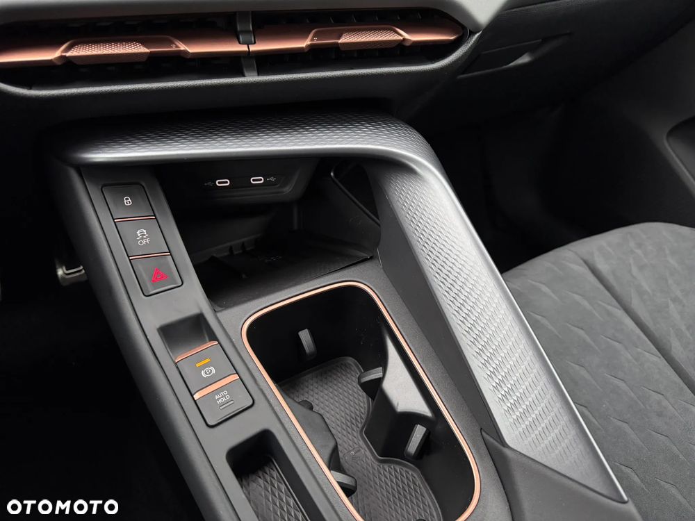 Cupra Terramar 1.5 eTSI mHEV DSG - 19