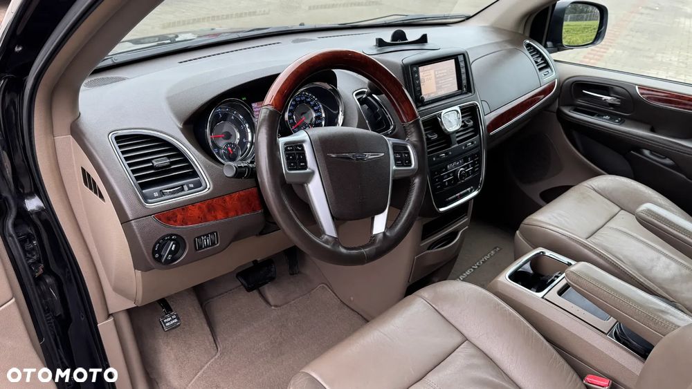 Chrysler Grand Voyager 2.8 CRD Limited - 25