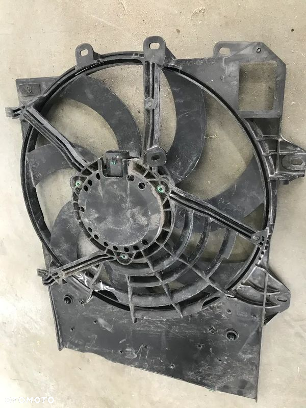 Wentylator chłodnicy Citroen C2 C3 C4 DS3 Peugeot 2008 207 208 Crossland 13-19r. wiatrak 9801666680 - 8