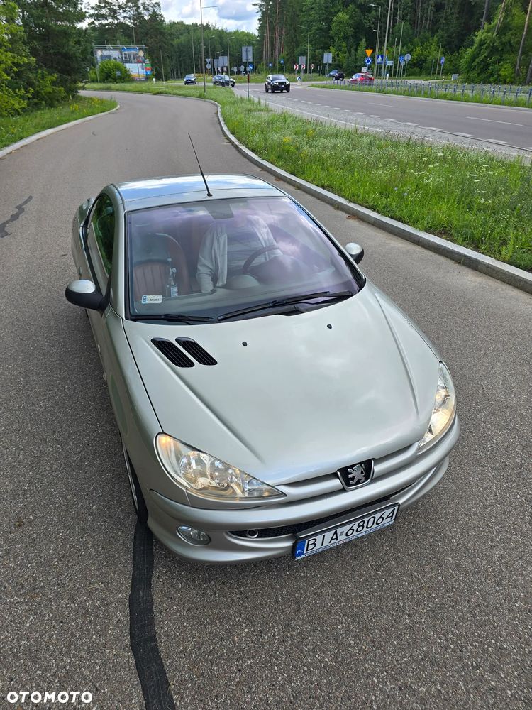 Peugeot 206 CC 1.6 - 19