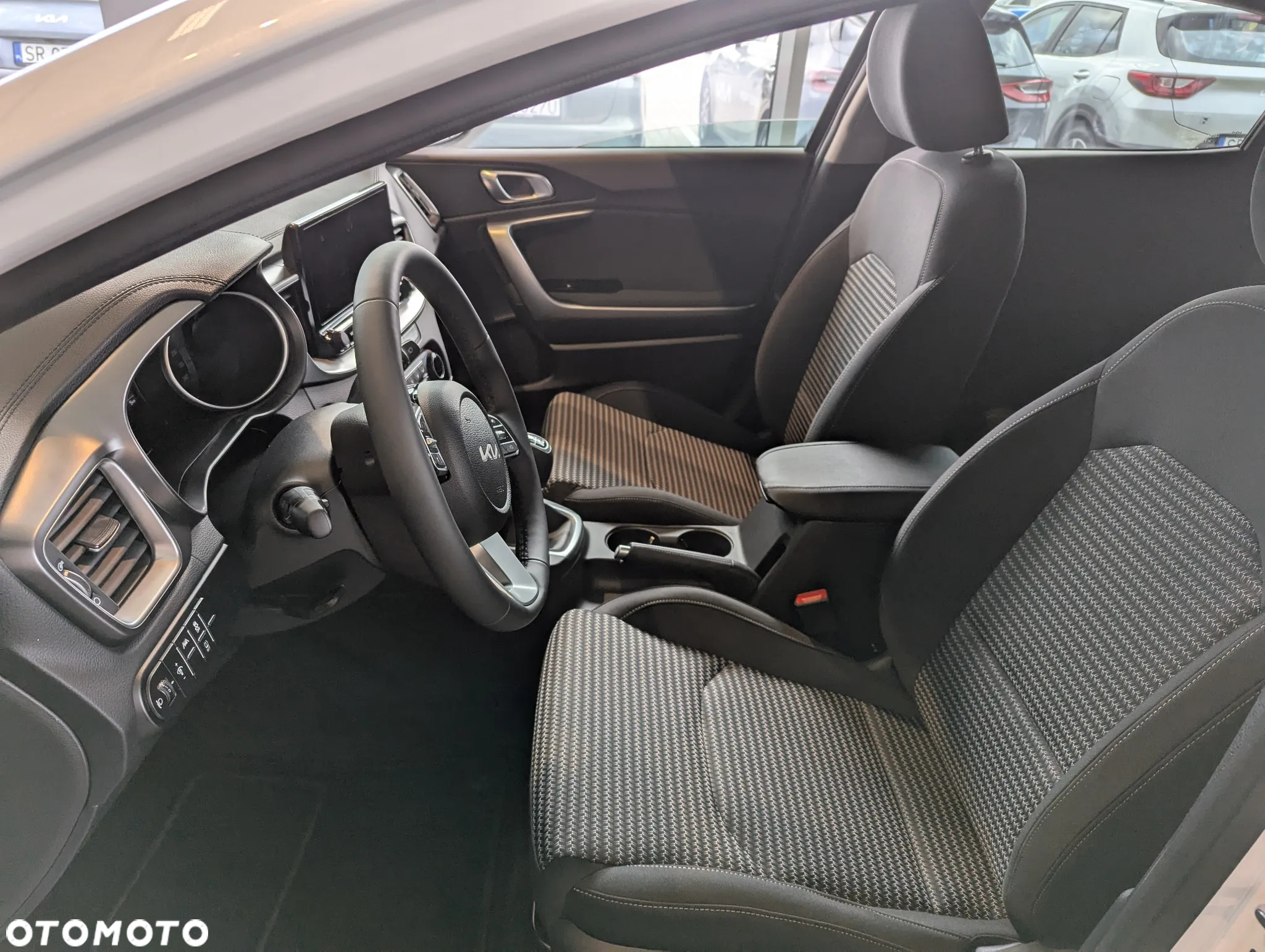 Kia XCeed 1.5 T-GDI M - 7