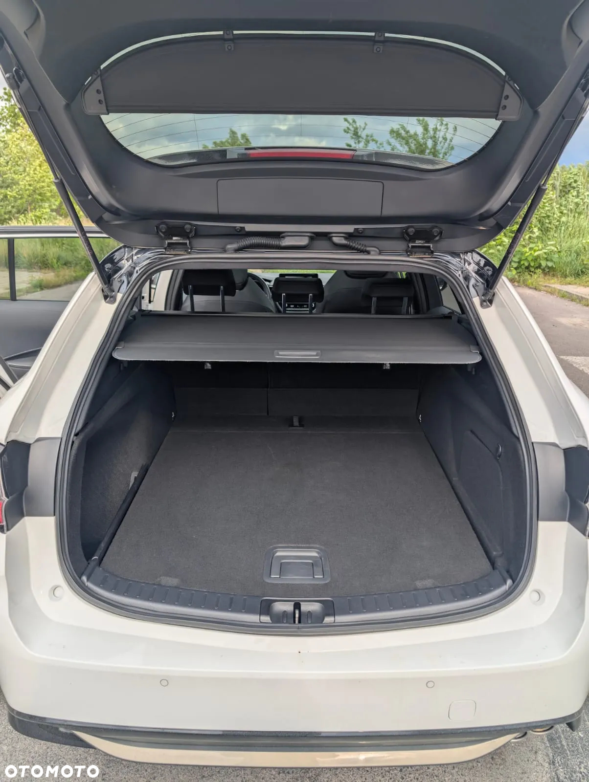 Toyota Corolla 2.0 Hybrid GR Sport - 9