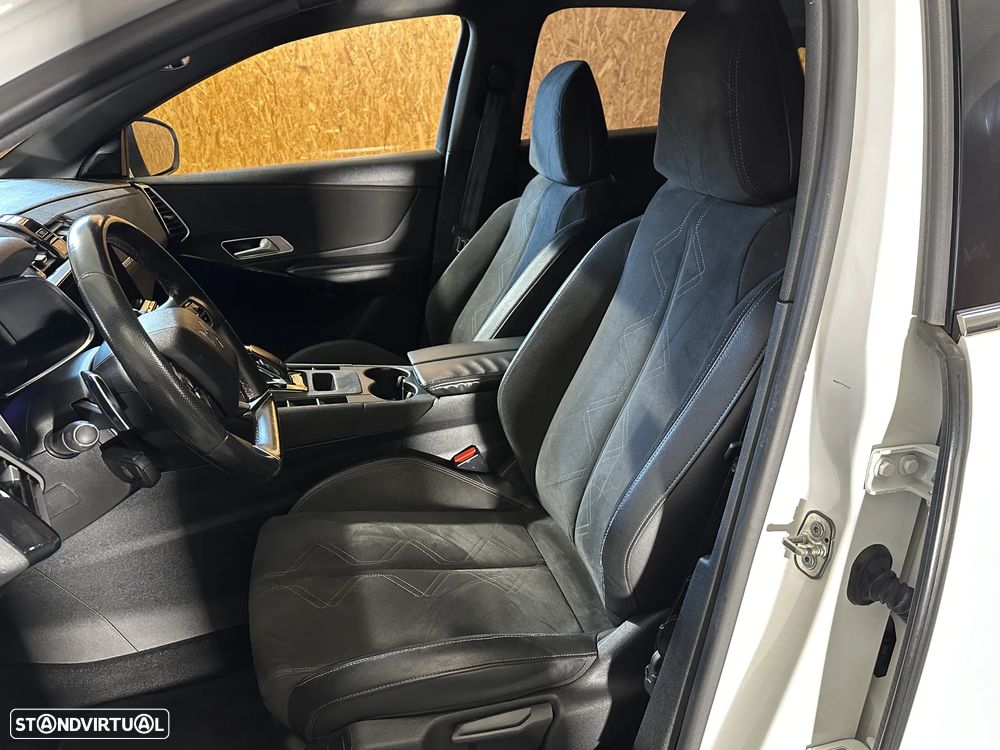 DS DS7 Crossback 1.5 BlueHDi Performance Line EAT8 - 15