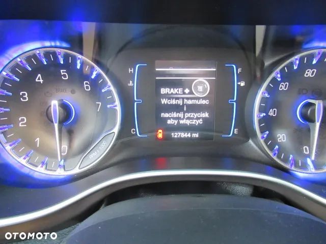 Chrysler Pacifica - 13
