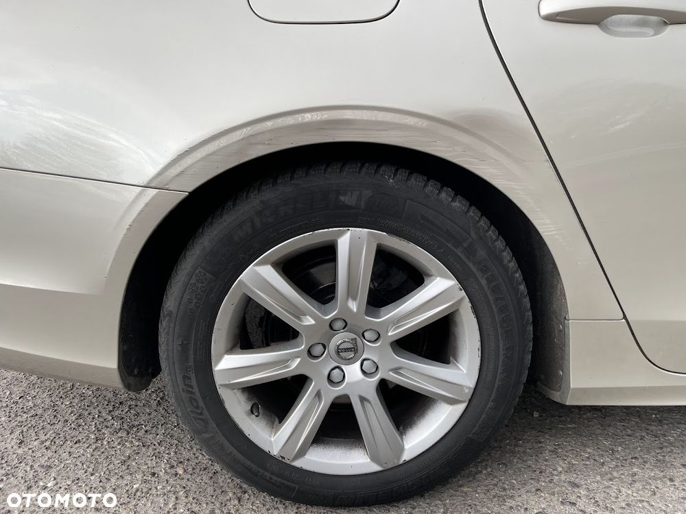 Volvo V90 D3 AWD Momentum Pro - 17