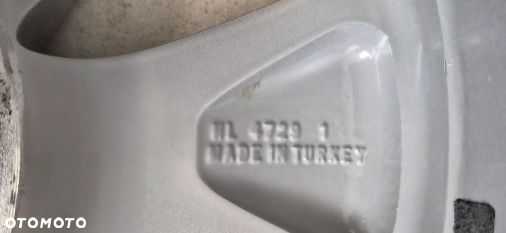 FELGI TOYOTA AURIS II 6X15 ET39 5X114,3 60,1 - 11