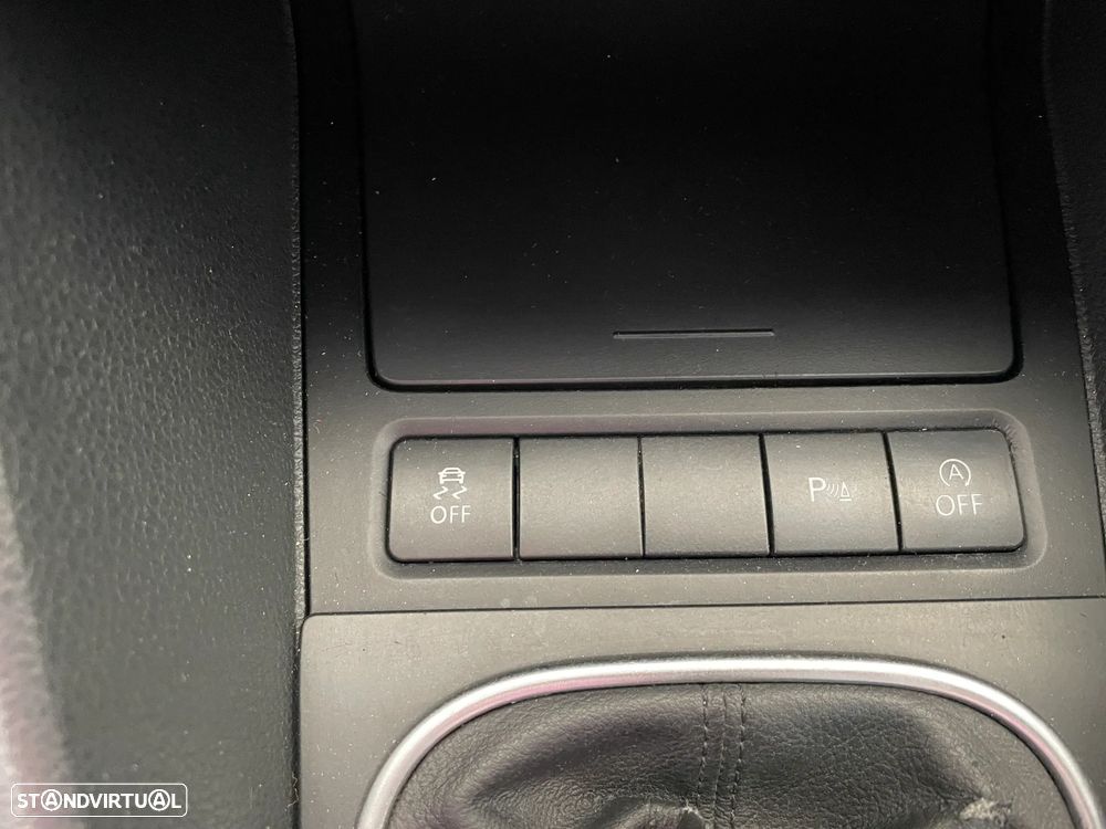 VW Golf 1.6 TDi Confortline - 20