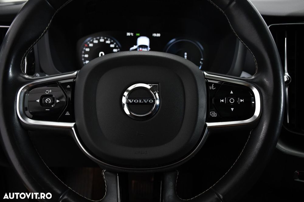 Volvo XC 60 - 18