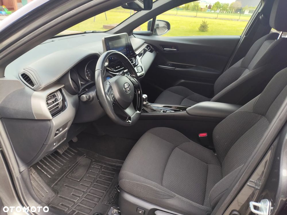 Toyota C-HR - 5