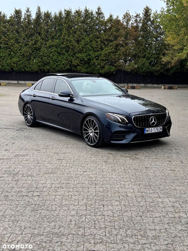 Mercedes-Benz Klasa E 300 9G-TRONIC AMG Line - 7