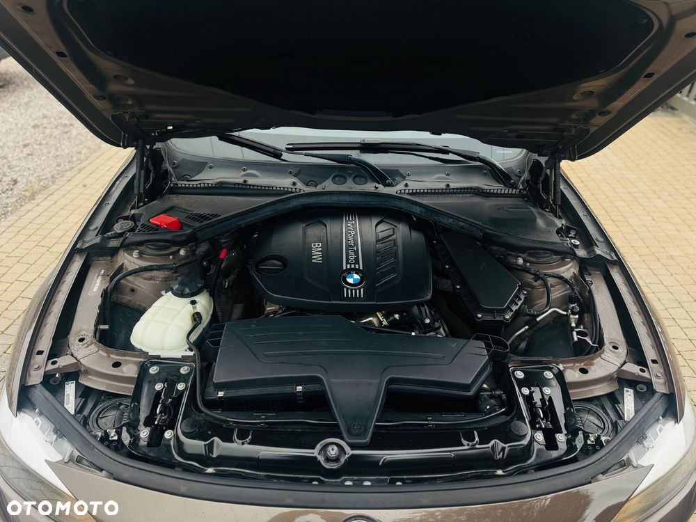 BMW Seria 3 316d DPF Edition Exclusive - 25