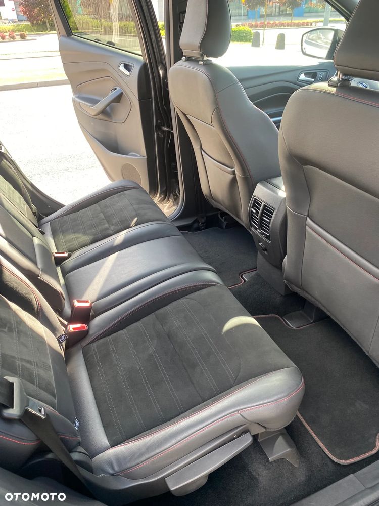 Ford Kuga - 6