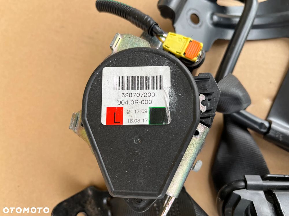 Pas bezpieczeństwa tylny lewy z nabojem 628707200 Land Rover Discovery Sport L550 - 2