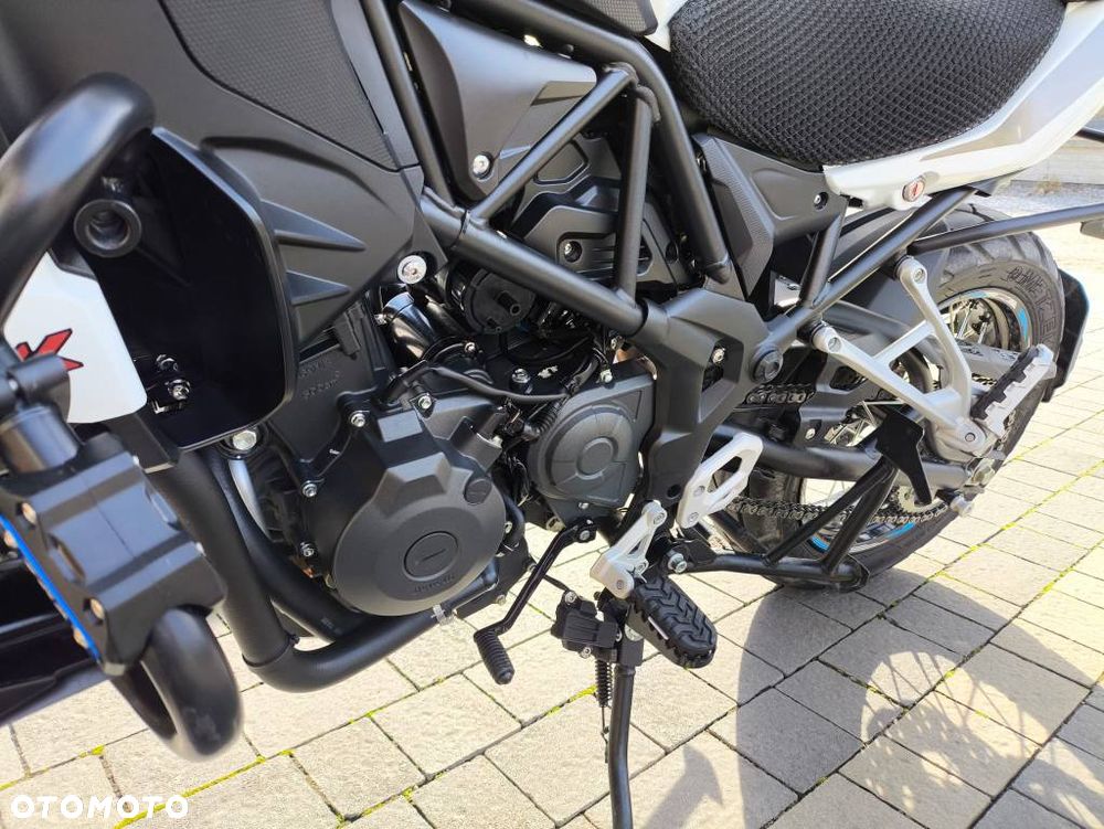 Benelli TRK 502X - 18