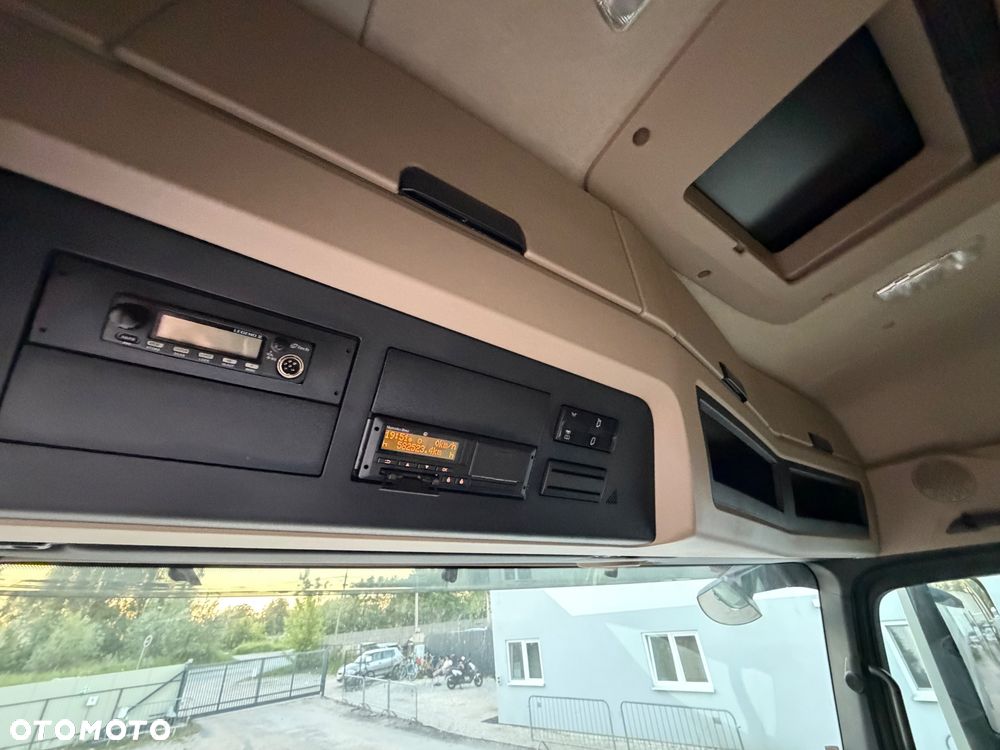 Mercedes-Benz Actros - 24