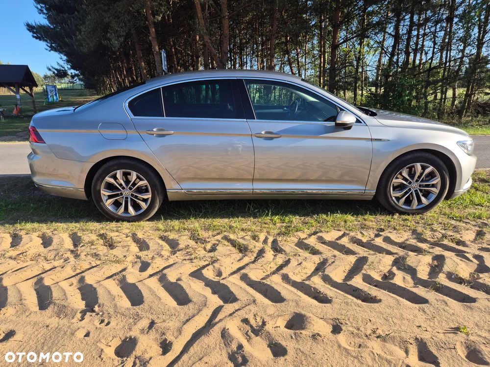Volkswagen Passat - 3