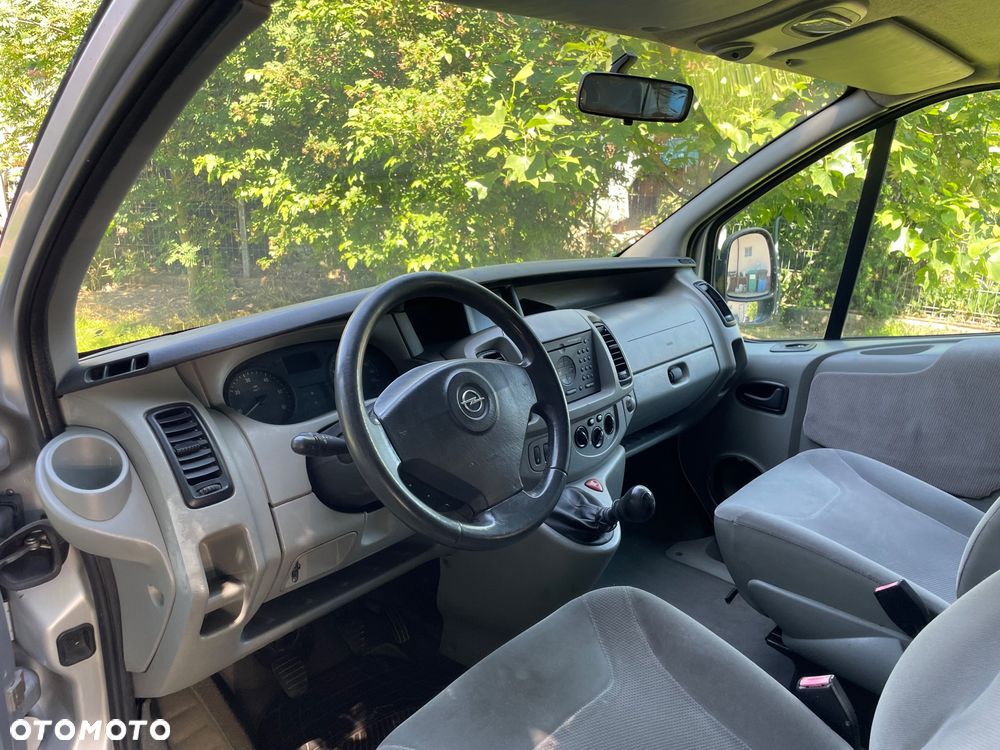 Opel Vivaro - 21