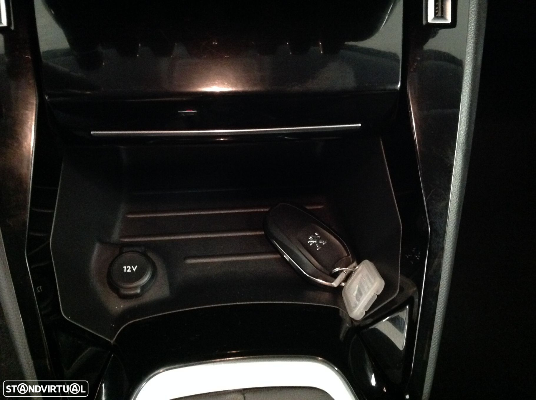 Peugeot 208 1.2 PureTech Allure - 35