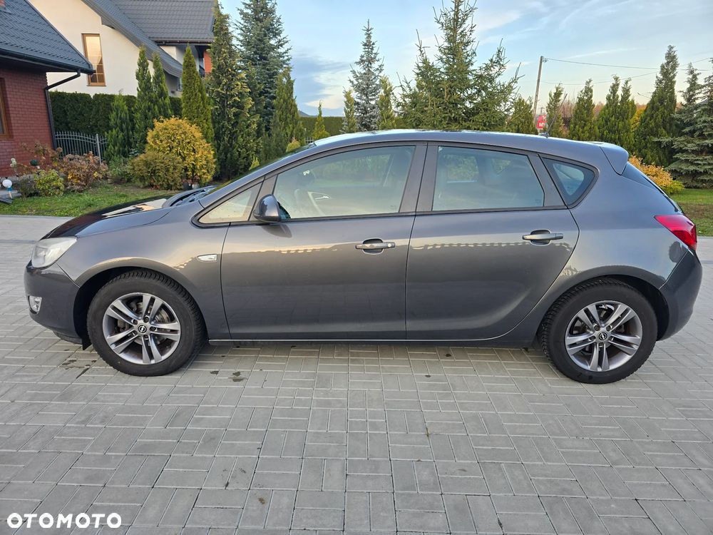 Opel Astra III 1.6 Cosmo - 2