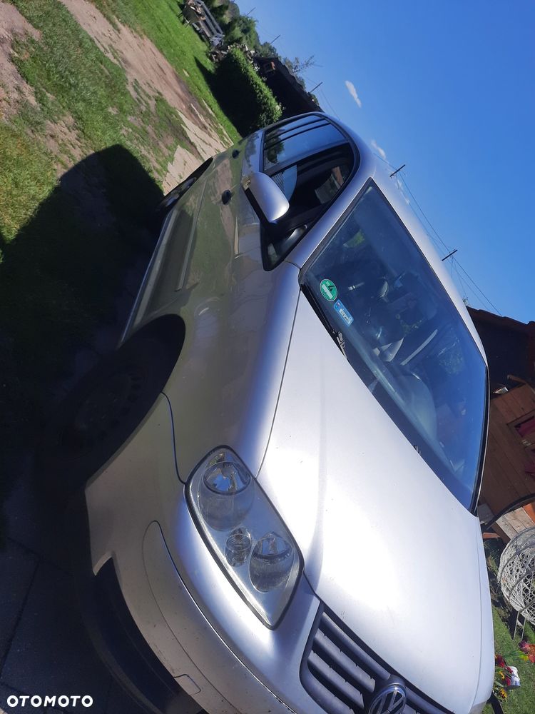 Volkswagen Touran - 3