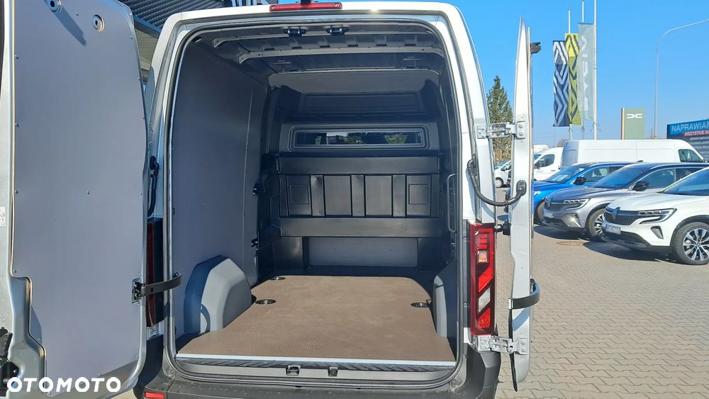 Renault Master Furgon - 24