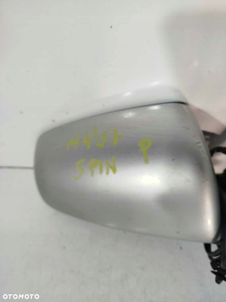 LUSTERKO PRAWE PRZEDNIE AUDI A4 B7 5 PIN - 6