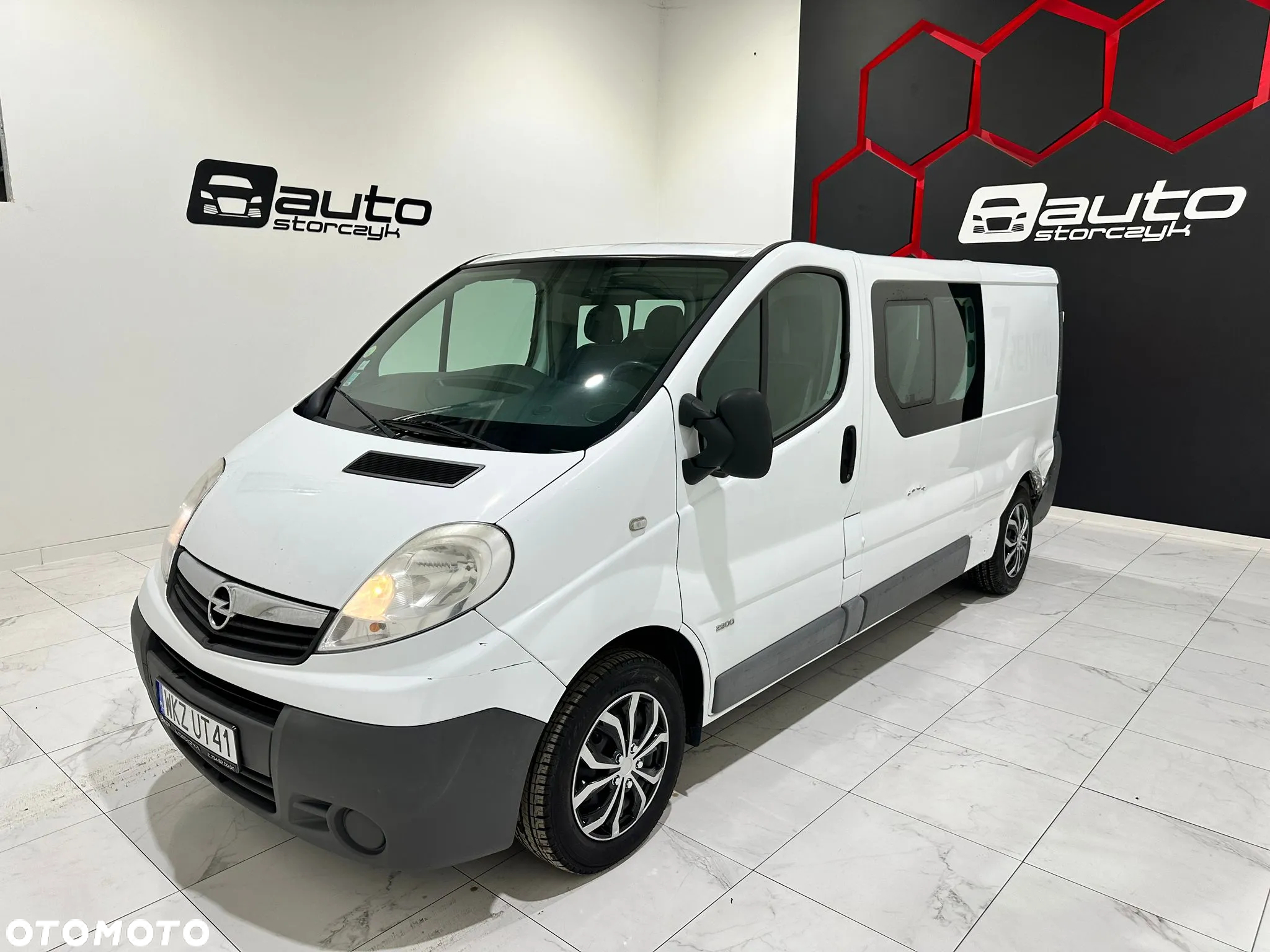 Opel VIVARO - 21