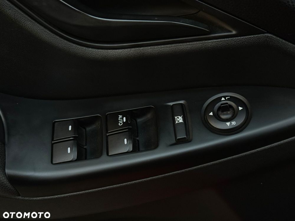 Hyundai ix20 1.4 Fifa World Cup Edition - 25