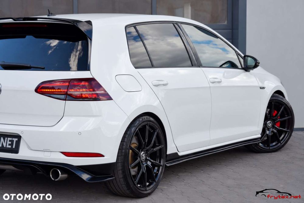 Volkswagen Golf - 12