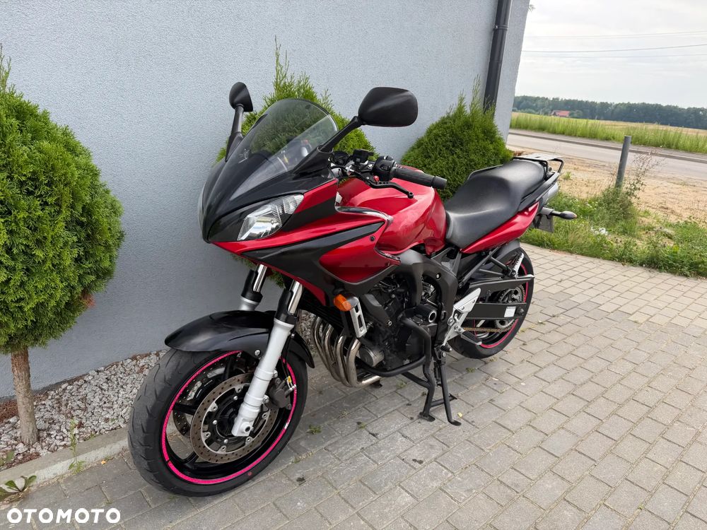 Yamaha FZ - 7
