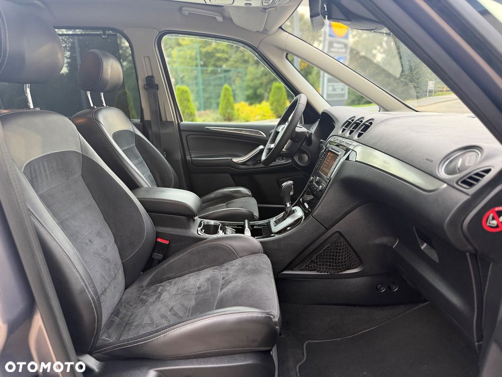 Ford Galaxy 2.2 TDCi DPF Titanium - 30