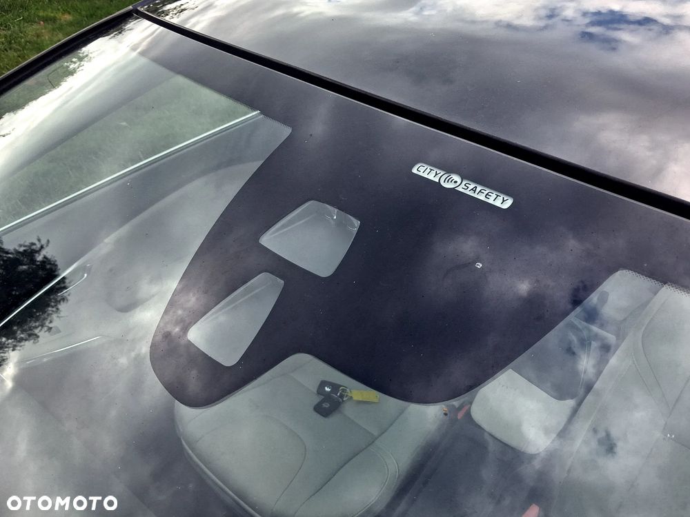 Volvo V40 D2 Momentum - 15