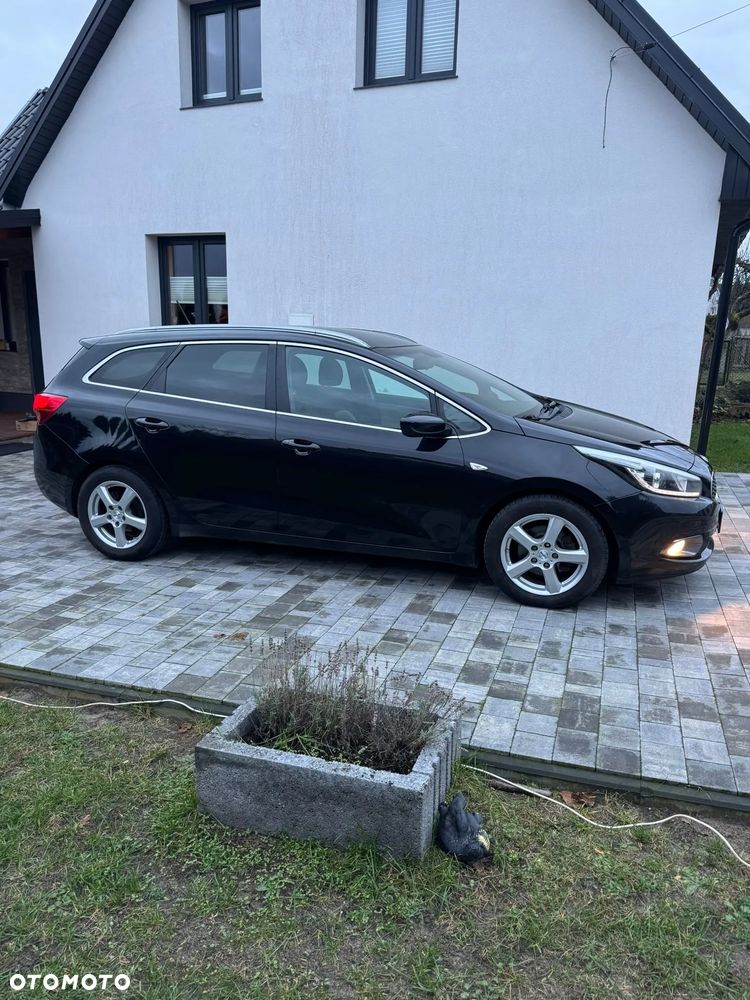 Kia Ceed 1.6 CRDi Business Line - 10