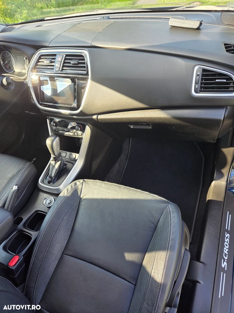 Suzuki S-Cross - 19