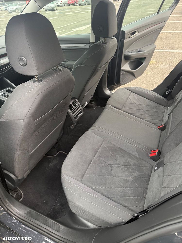 Volkswagen Golf 1.5 TSI ACT DSG Style - 16