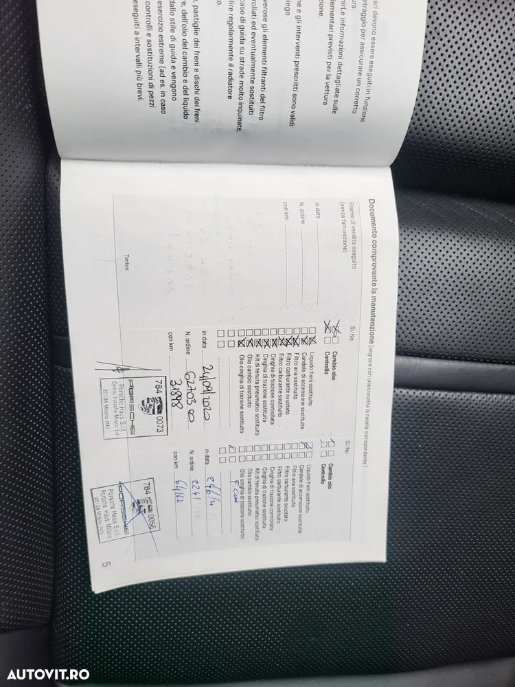 Porsche Cayenne - 34